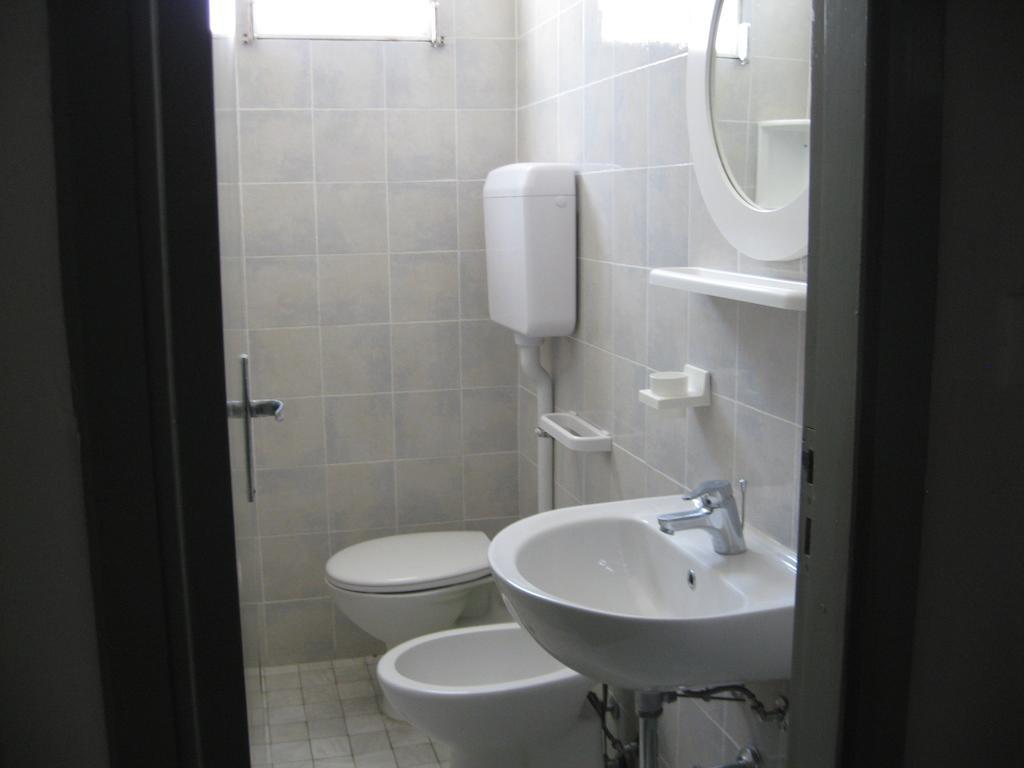 Hotel Eleonora Rímini Habitación foto
